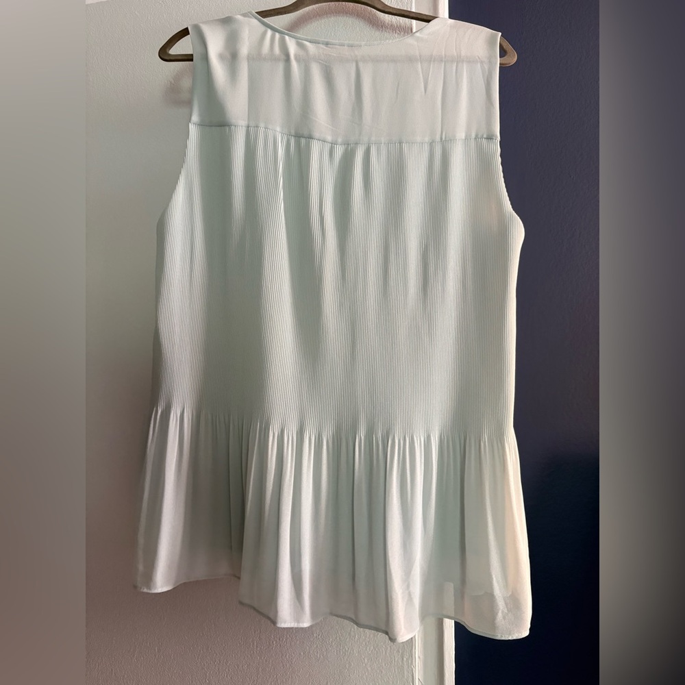 H&M Blouse - Picture 2 of 3